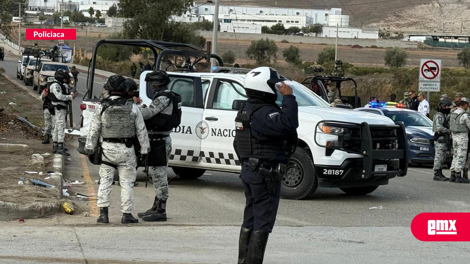 EMX-#ÚltimaHora-|-Aparatoso-choque-sobre-el-bulevar-2000;-una-unidad-de-la-Guardia-Nacional-involucrada