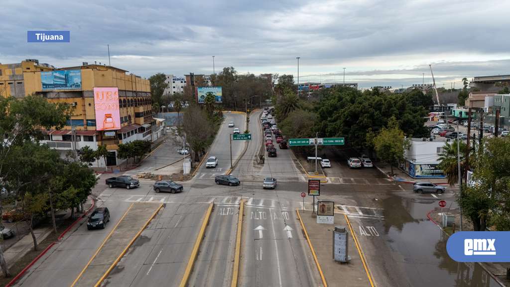 EMX-Cruce-fronterizo-en-San-Ysidro