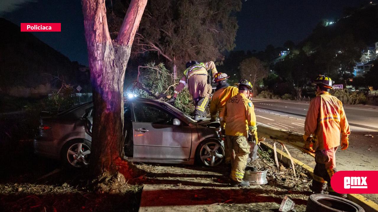 EMX-Aparatoso accidente en el Libramiento Sur; responsables huyen del lugar