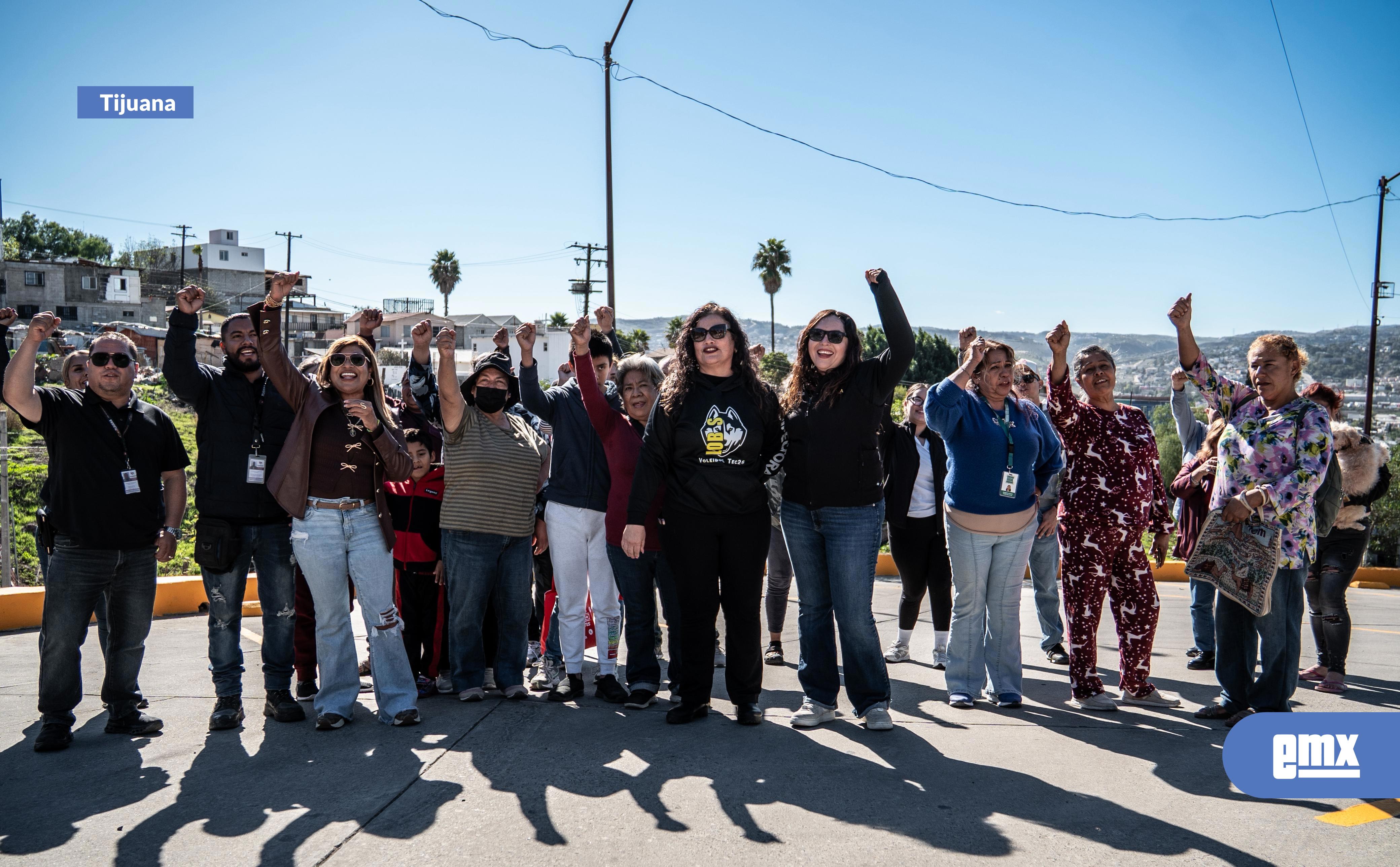 EMX-Beneficia-Gobierno-Municipal-a-12-mil-400-tijuanenses-con-acciones-de-mejoramiento-urbano