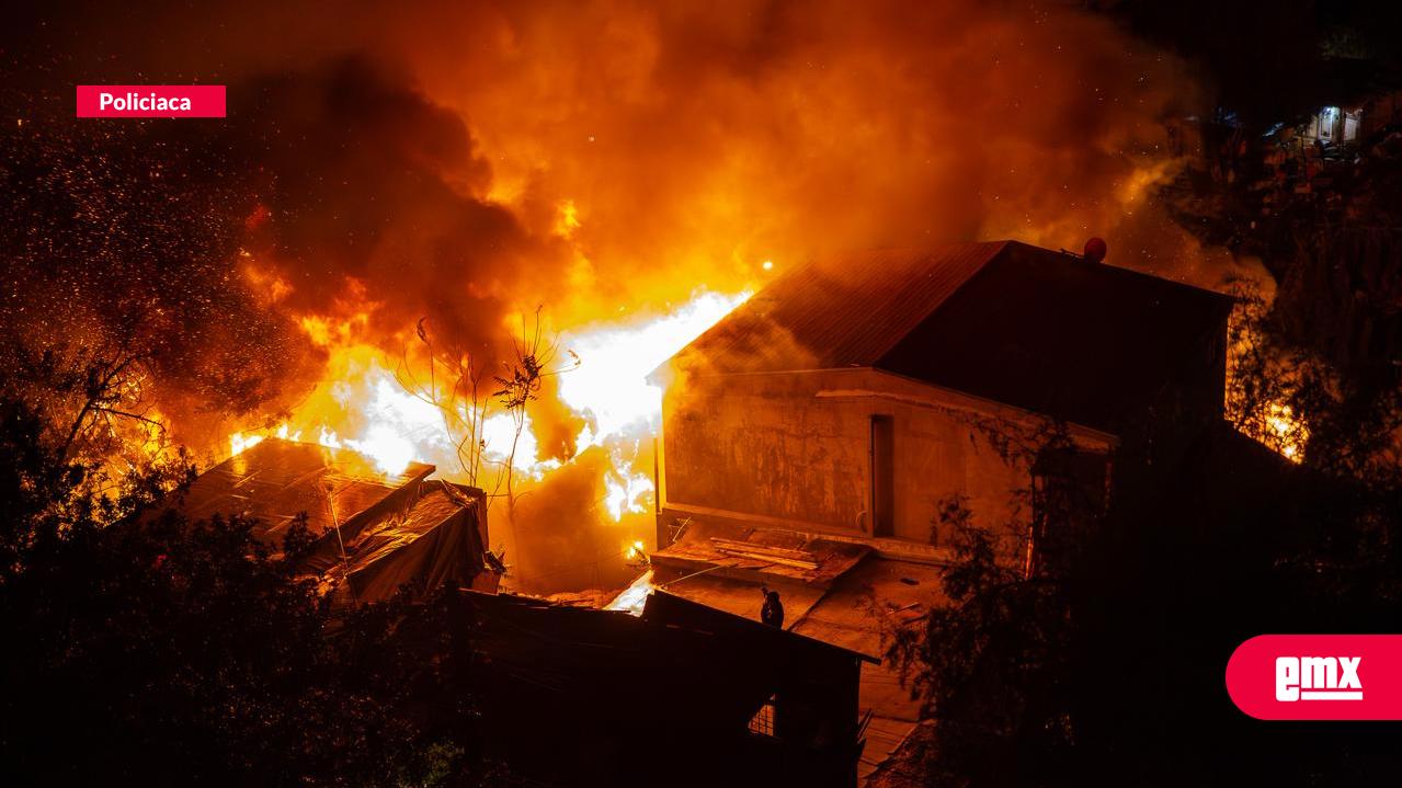 EMX-Incendio consume ocho casas en la colonia Reforma