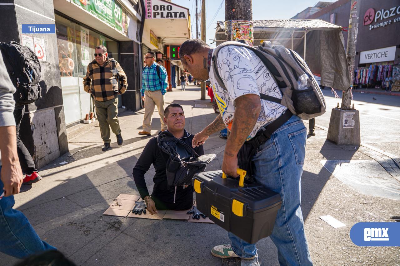 EMX-El-influencer-Víctor-Serrano-es-víctima-de-robo-de-sus-patines