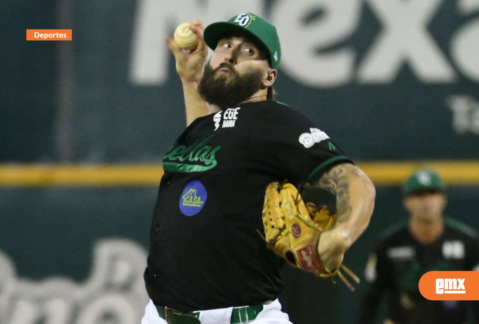 EMX-Refuerza-Ty-Adcock--bullpen-de-Padres