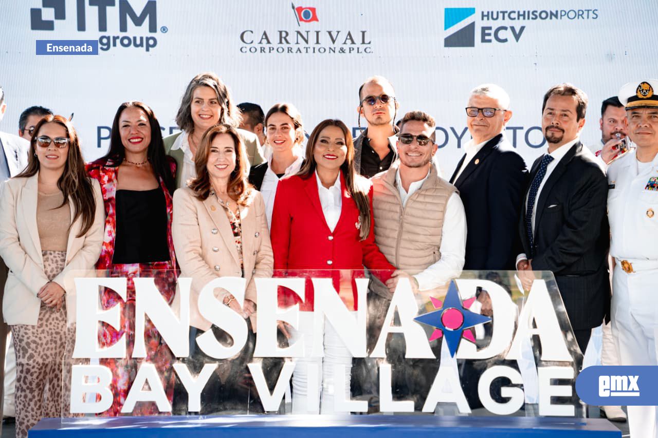 EMX-Momento-histórico--para-el-puerto-con-Ensenada-Bay-Village:-Claudia-Agatón