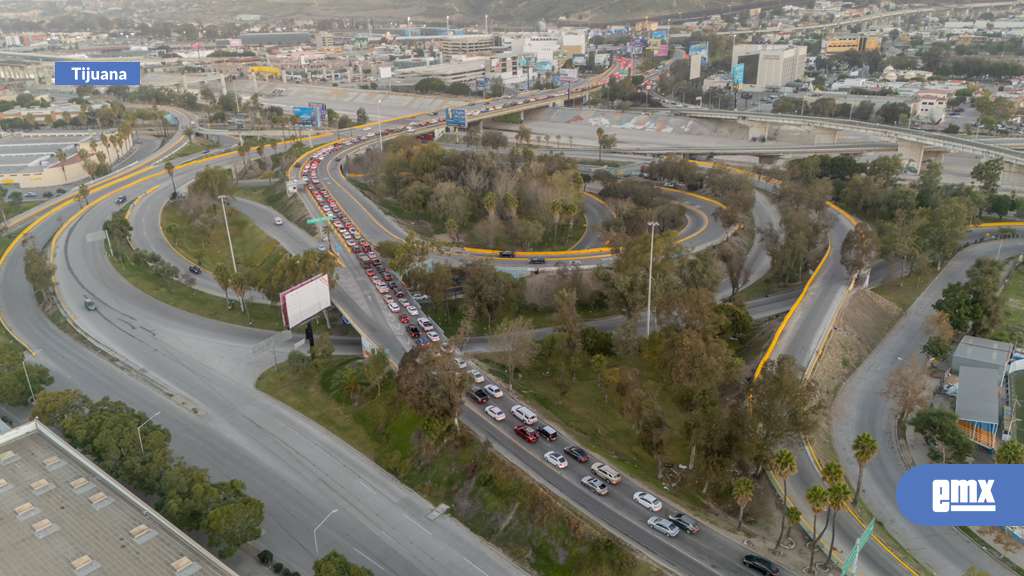 EMX-Cruce-fronterizo-de-San-Ysidro