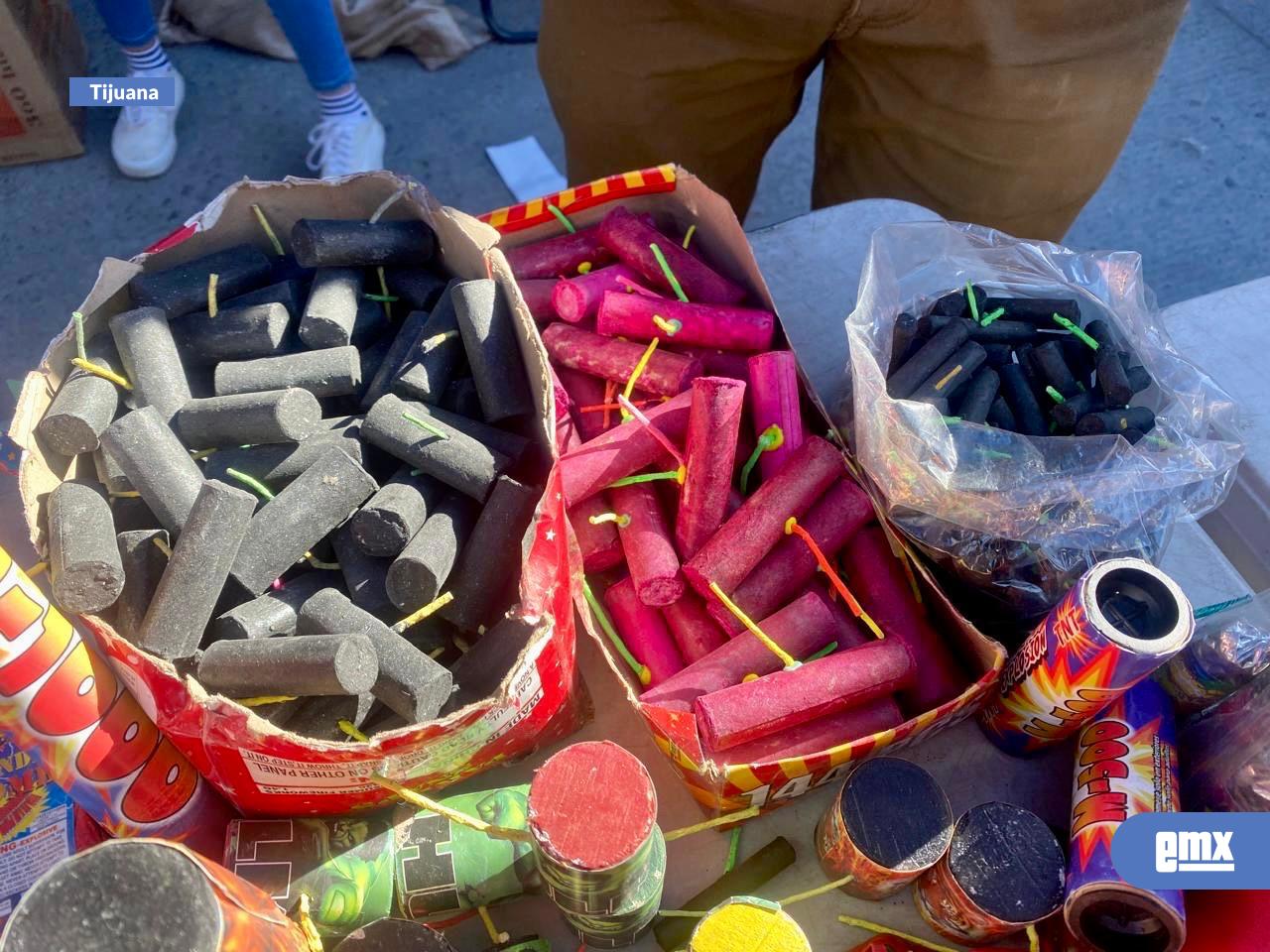 EMX-Decomisa-Gobierno-Municipal-más-de-46-kilogramos-de-pirotecnia-durante-operativos-en-las-nueve-delegaciones