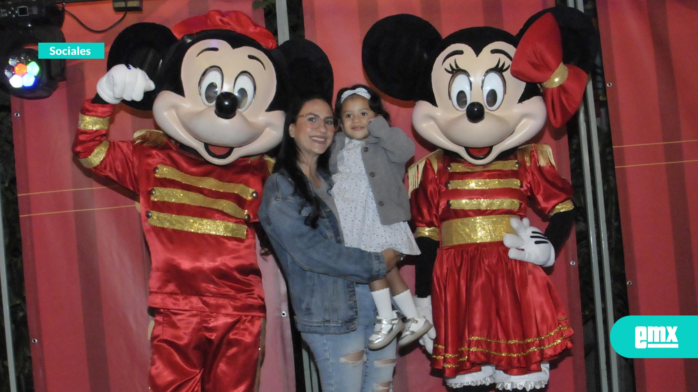 EMX-Celebran-festival-comunitario-con-valores-y-divertidos-disfraces