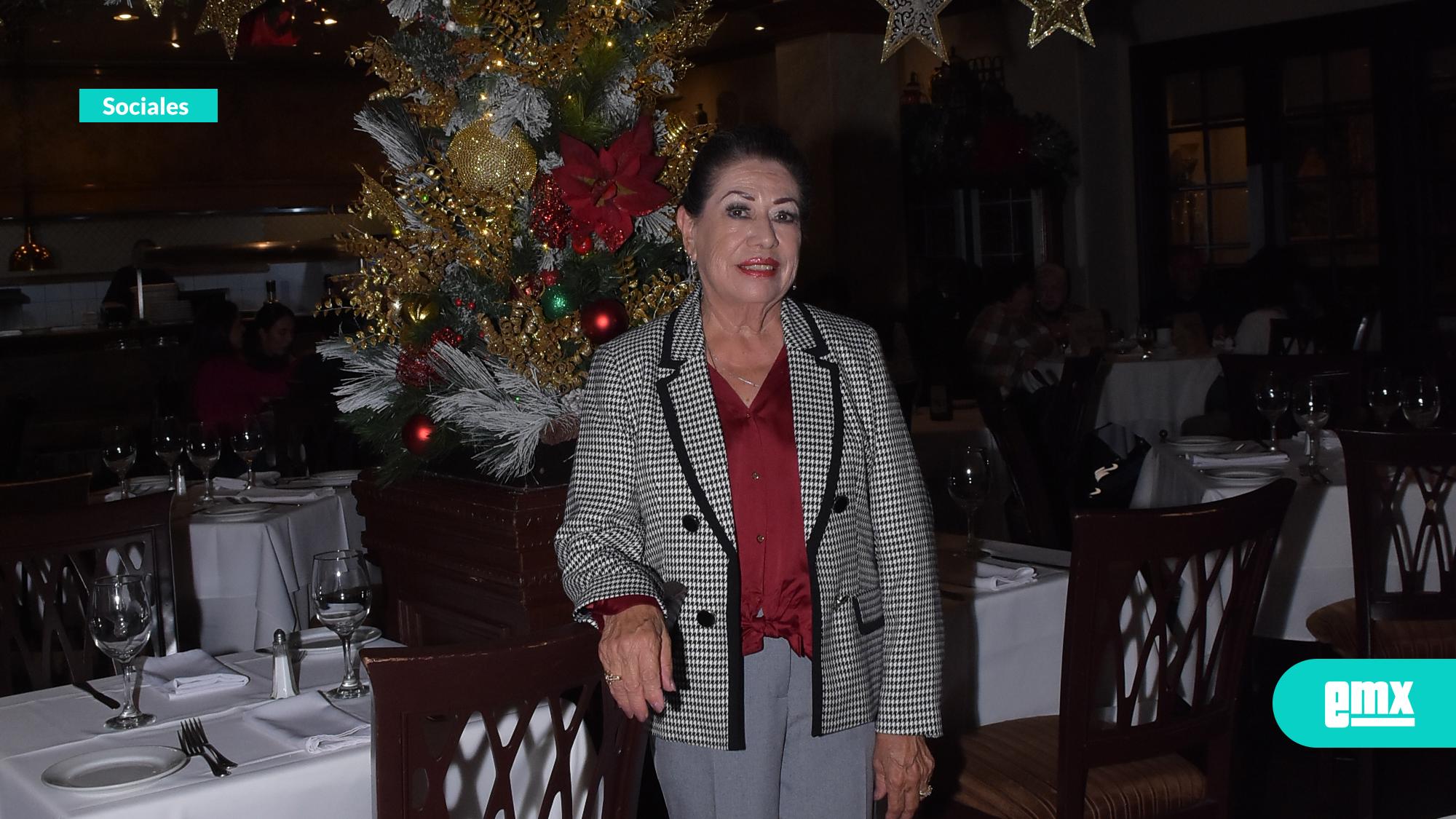 EMX-Mari Medina Millán celebra 80 años rodeada de cariño