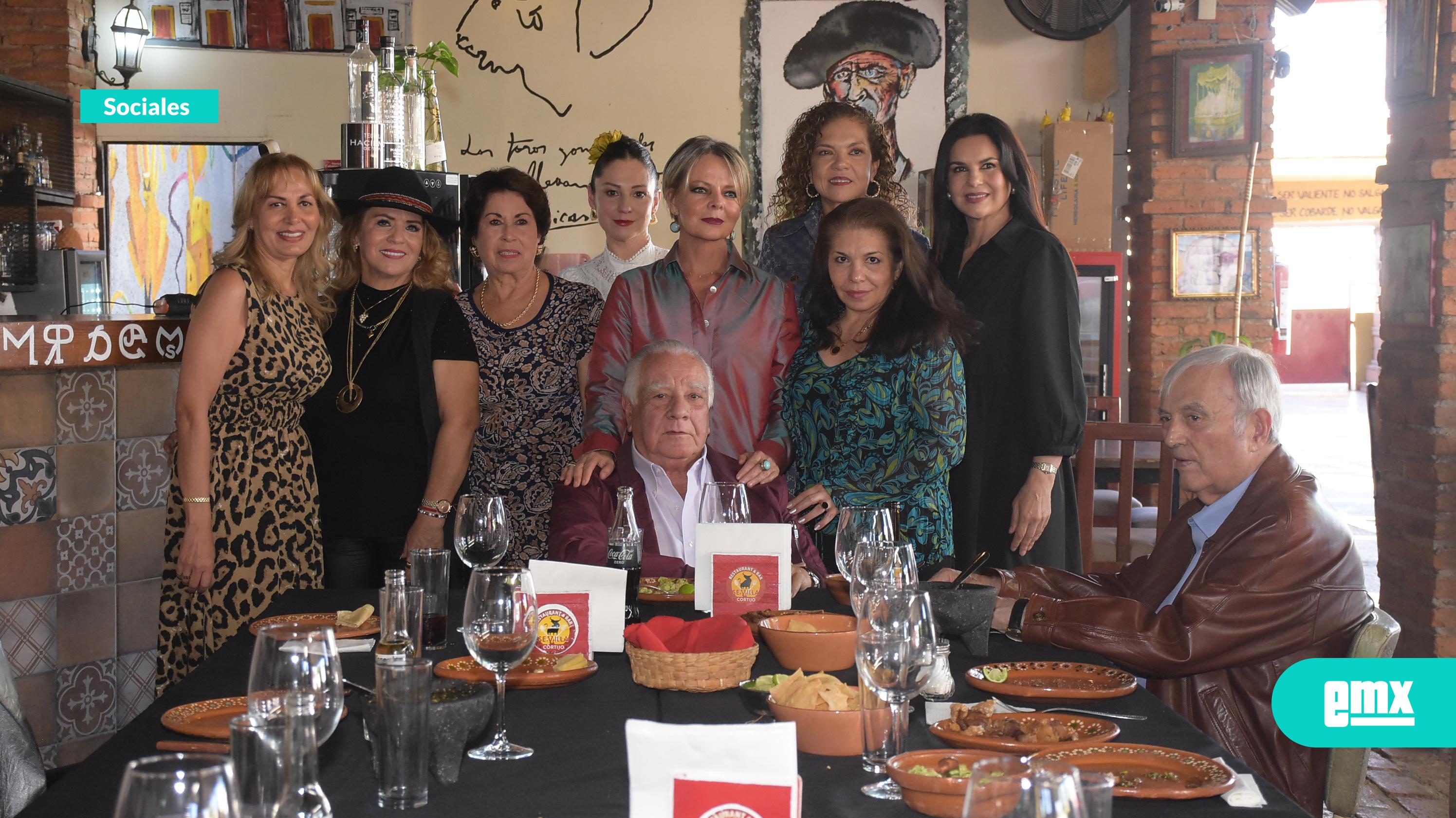 EMX-Íntimo festejo de cumpleaños tuvo Don Alfonso Bustamante Anchondo