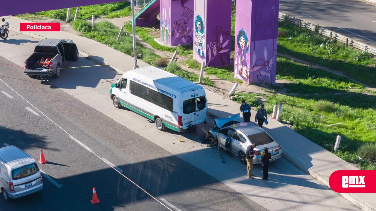 EMX-Accidente-en-Rosarito-deja-una-mujer-muerta-y-dos-lesionados