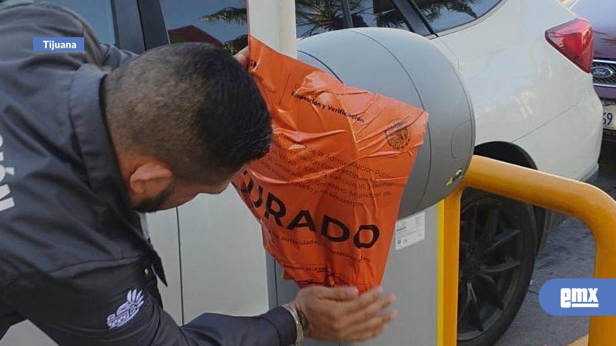 EMX-Clausuró-Ayuntamiento-estacionamientos-de-Plaza-Río-y-Macroplaza