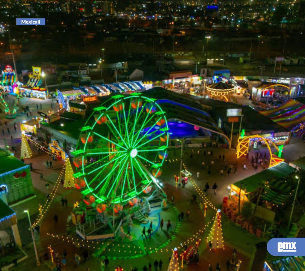 EMX-Quedan-atrapadas-23-personas-en-rueda-de-la-fortuna