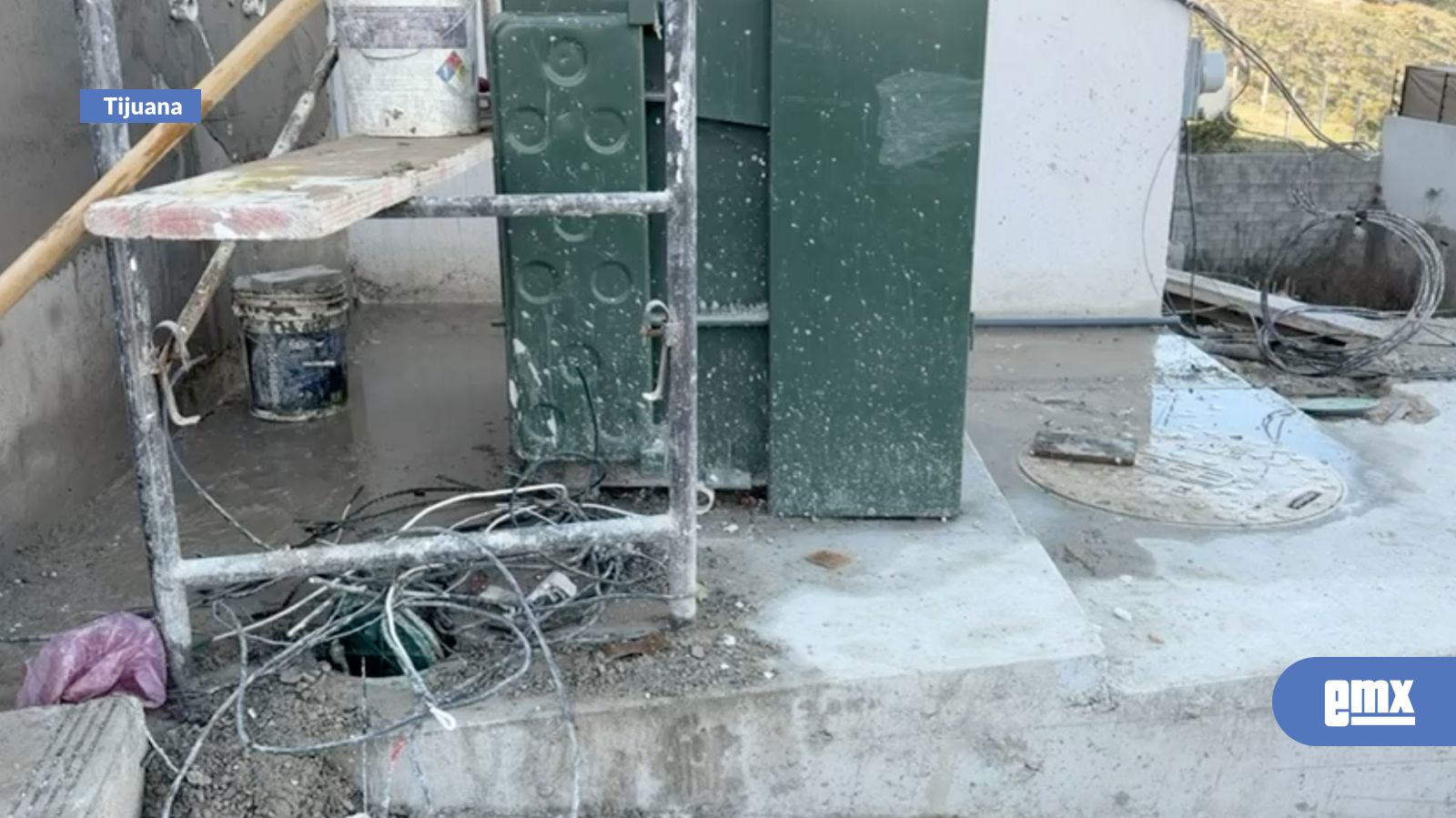 EMX-Construcción-de-desarrollo-UpTown-responsable-escurrimienrtos-aguas-negras-en-Villa-Colonial