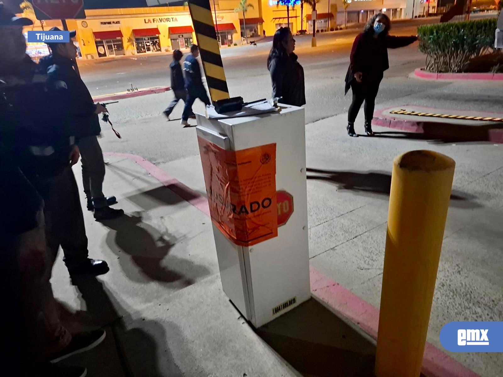 EMX-Supervisa-Gobierno-Municipal-estacionamientos-de-plazas-comerciales-para-garantizar-el-cumplimiento-de-la-normatividad