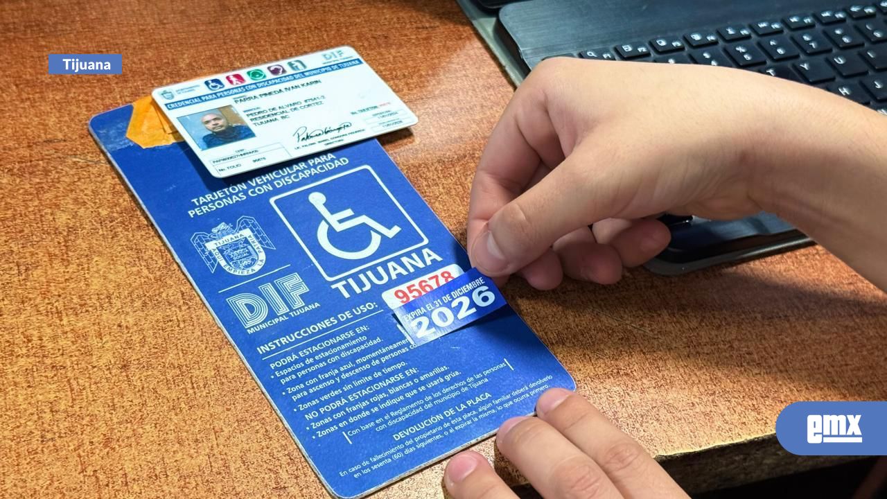 EMX-Convoca-DIF-Tijuana-a-renovar-el-engomado-a-2026-de-los-tarjetones-azules
