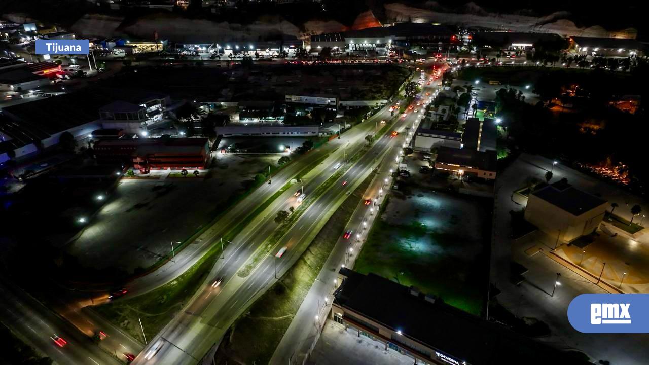 EMX-Beneficia-Gobierno-Municipal-de-Tijuana-a-13-mil-habitantes-con-Sendero-Seguro-en-el-Parque-Morelos