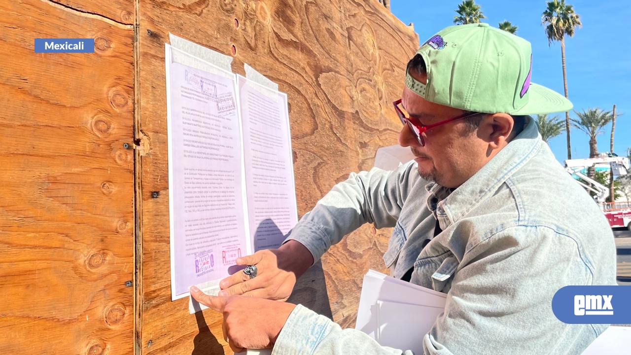 EMX-Protesta-artista-por-opacidad-en-construcción-de-cocinero-chino