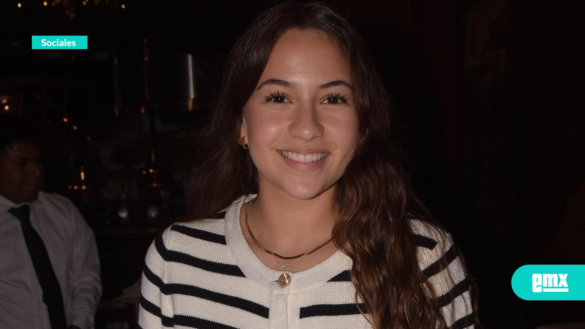 EMX-Valentina-Rivera-celebró-sus-XV-años-en-distinguido-restaurante