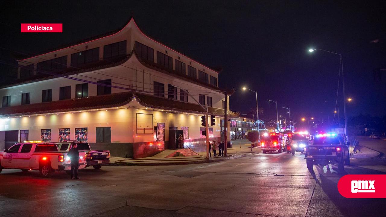 EMX-Lanzan-“bombas-molotov”-contra-bar-Low-Low-en-la-Tercera-Etapa-del-Río