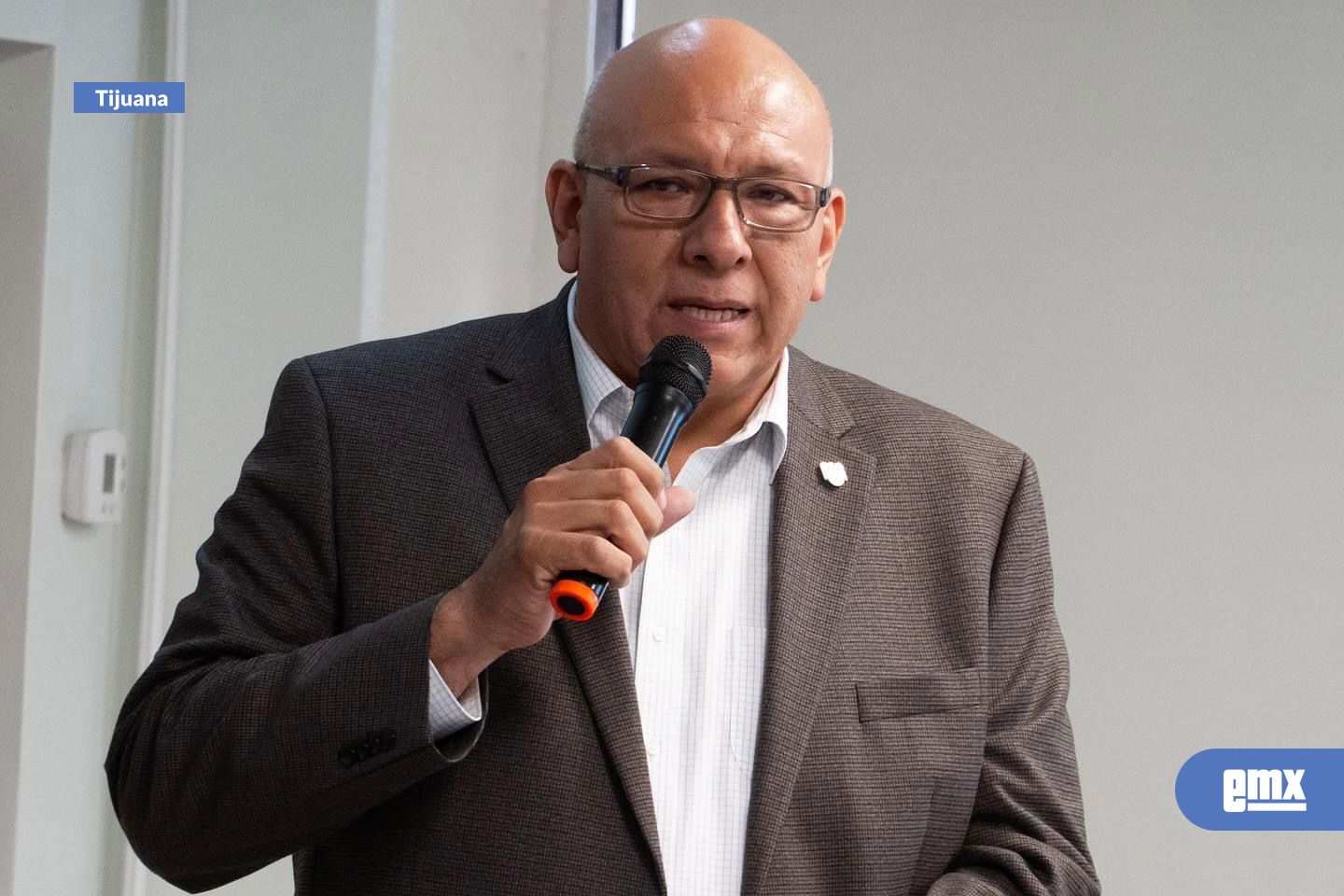 EMX-Reconocen-labor-de-policías-de-Tijuana