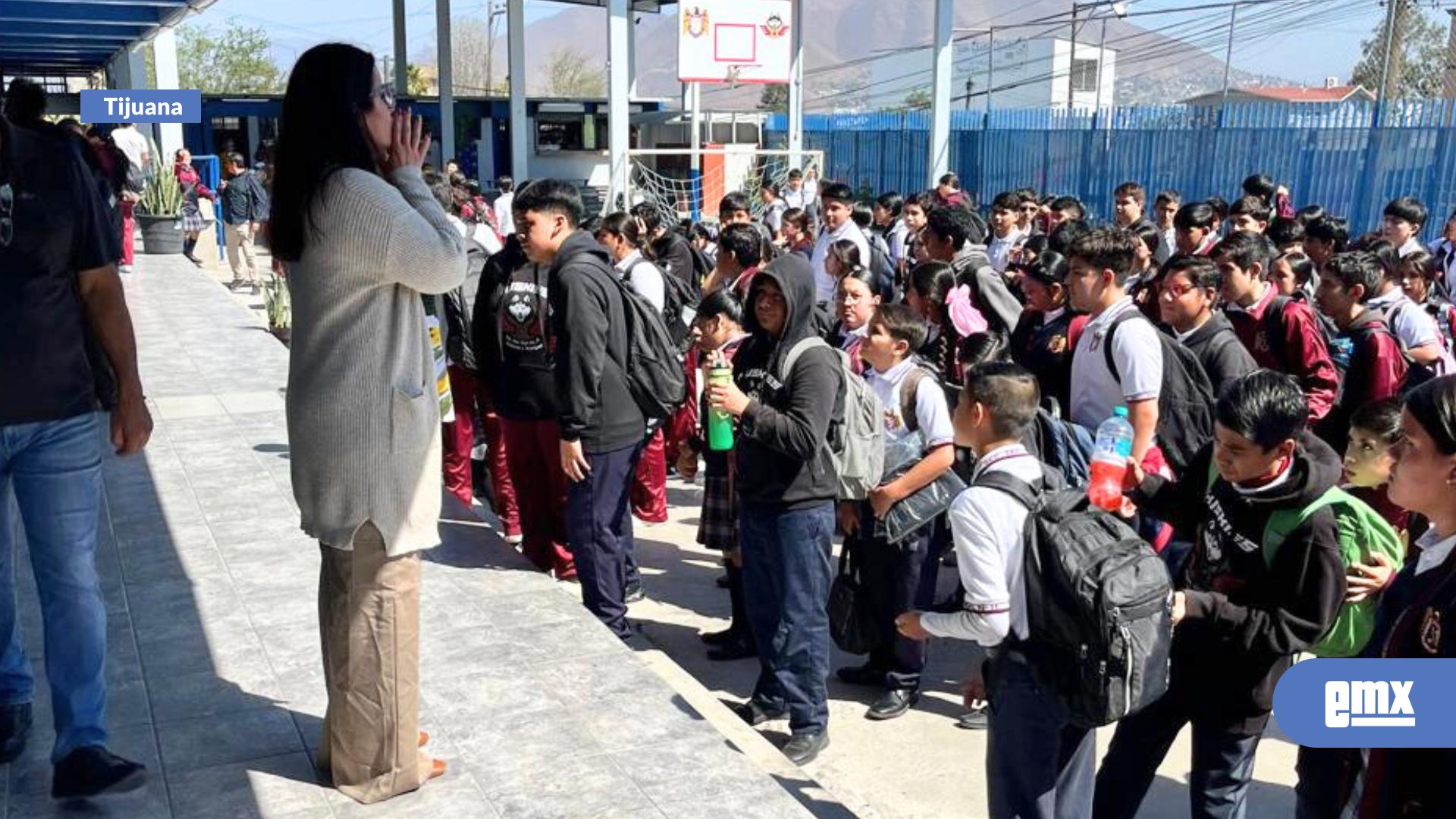 EMX-Hoy-regresan-a-clases-más-de-656-mil-estudiantes-en-BC
