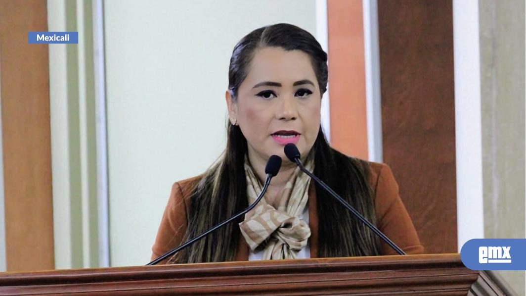 EMX-Defiende Congreso de BC  permanencia de Ang Hernández 