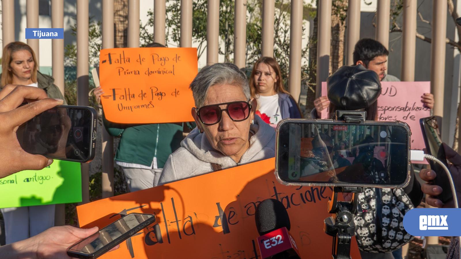 EMX-Trabajadores de la salud protestan por despidos injustificados en el Hospital Materno Infantil