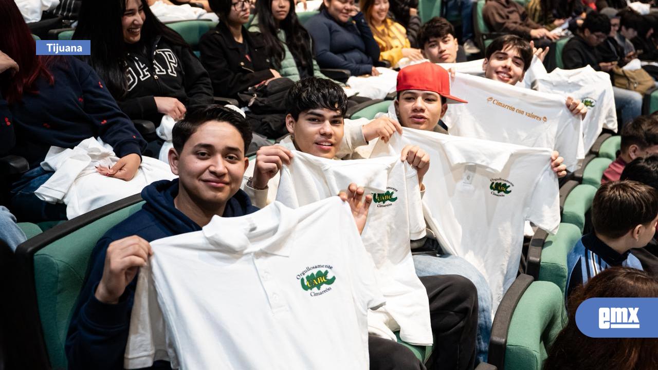 EMX-Más-de-4-mil-nuevos-estudiantes-ingresan-a-UABC-campus-Tijuana