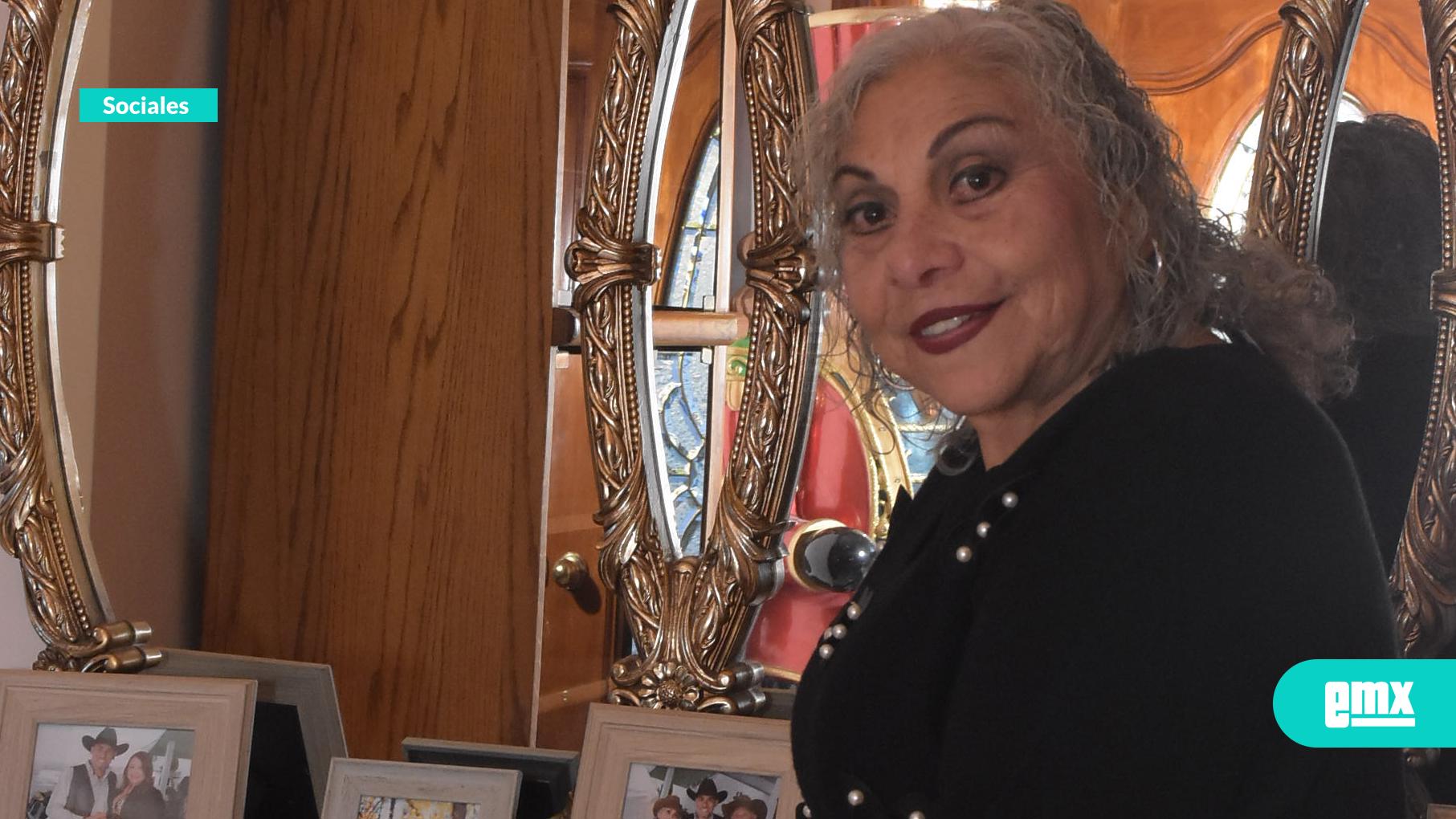 EMX-Mari-Ibarra-celebra-un-año-más-de-vida-rodeada-de-afecto