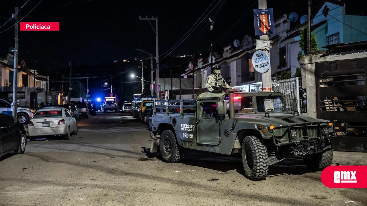 EMX-Hombre-es-asesinado-a-balazos-en-Urbi-Villa-del-Prado-II