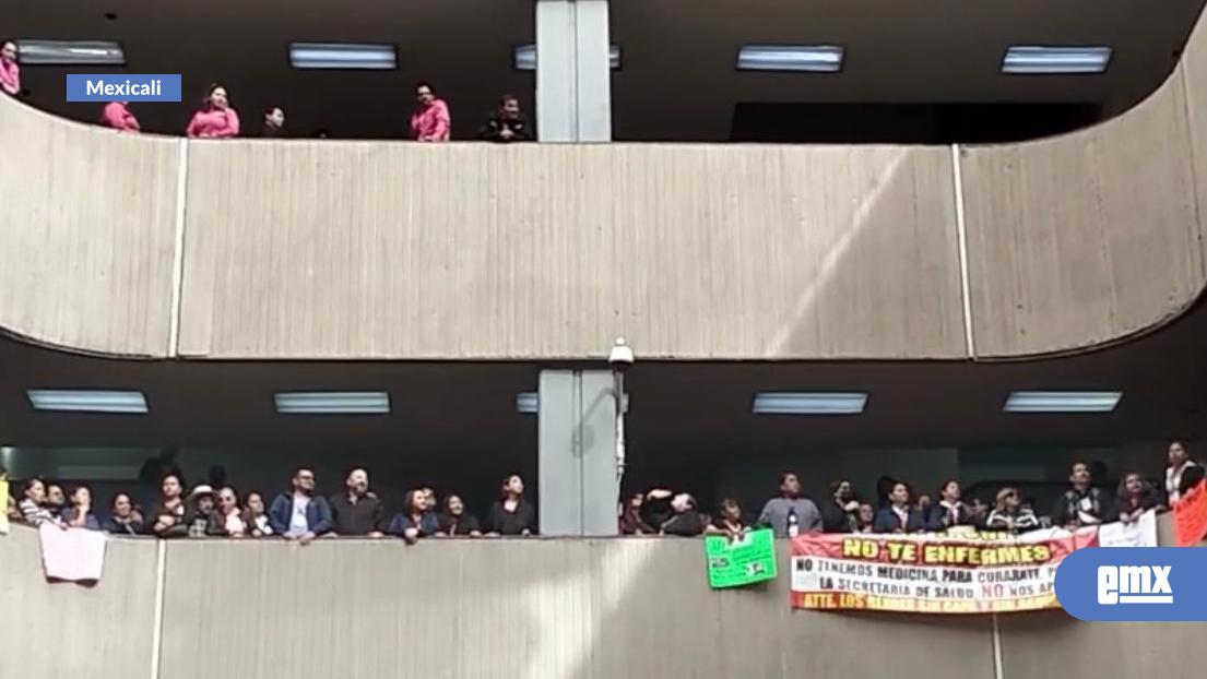 EMX-Amenazan-trabajadores-de-salud-con-llevar-unidades-chatarra