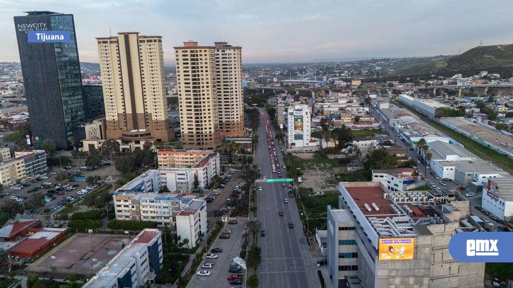EMX-Garita-de-San-Ysidro-durante-la-mañana-de-este-lunes-26-de-enero