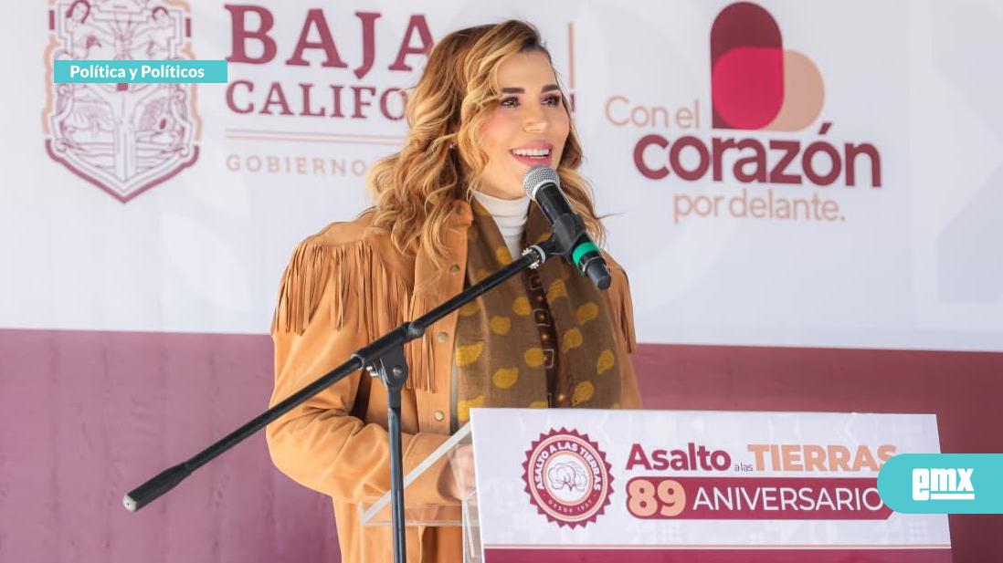 EMX-Marina del Pilar... encabezó la conmemoración del 89 aniversario del Asalto a las Tierras 