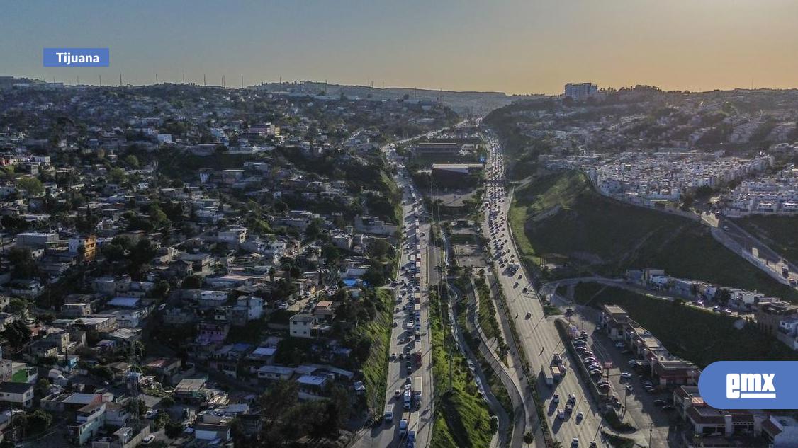 EMX-Colapsa-el-tráfico-en-la-“5-y-10”-tras-el-bloqueo-de-la-rampa-de-la-central-camionera