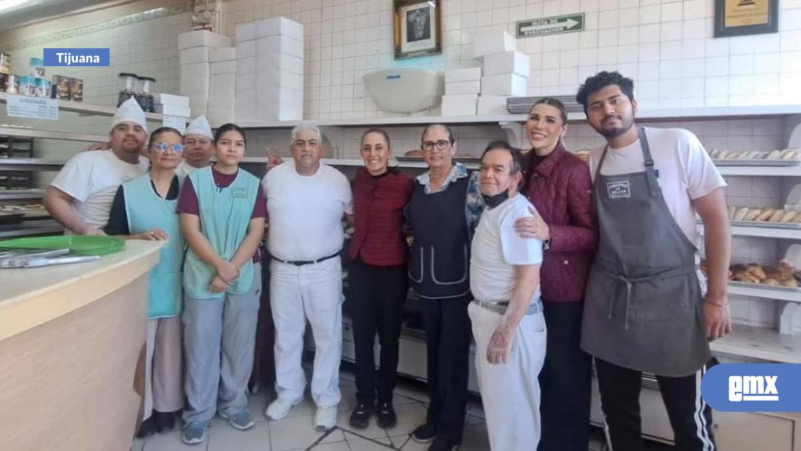 EMX-Sheinbaum-sorprende-con-visita-a-La-Mejor,-panadería-emblemática-del-Centro-de-Tijuana