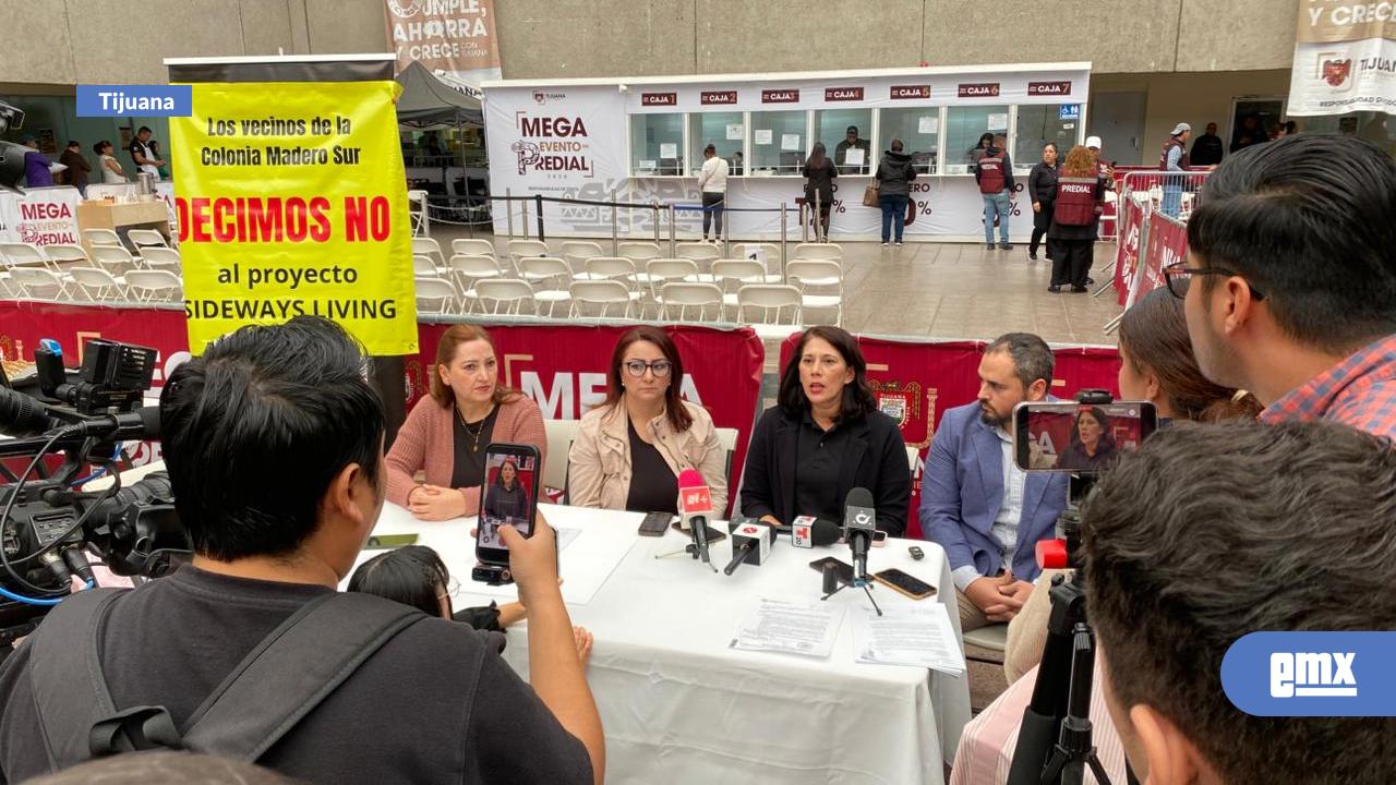 EMX-Afectados-por-obra-en-La-Cacho-dan-conferencia-en-el-Ayuntamiento-de-Tijuana-y-piden-justicia