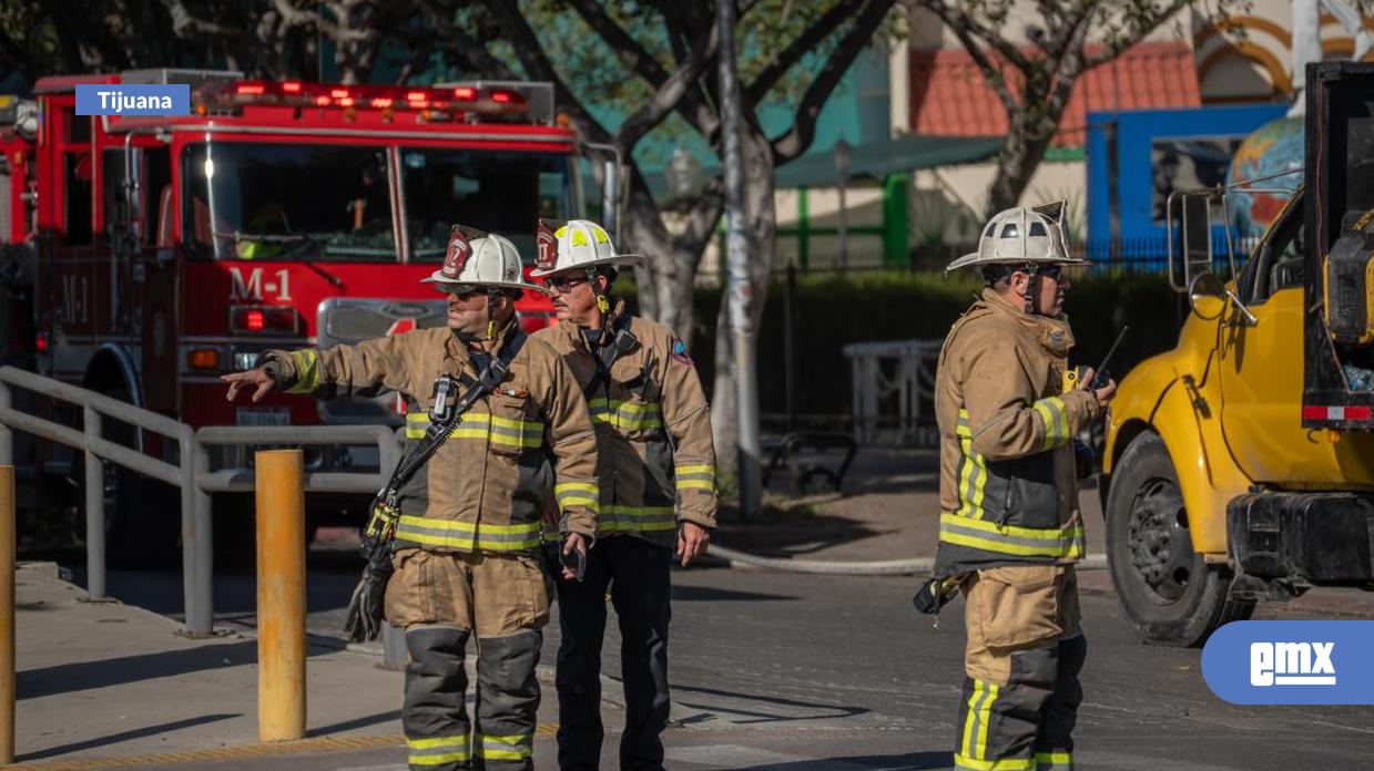 EMX-Evacúan 31 negocios por fuga de gas en la avenida Revolución