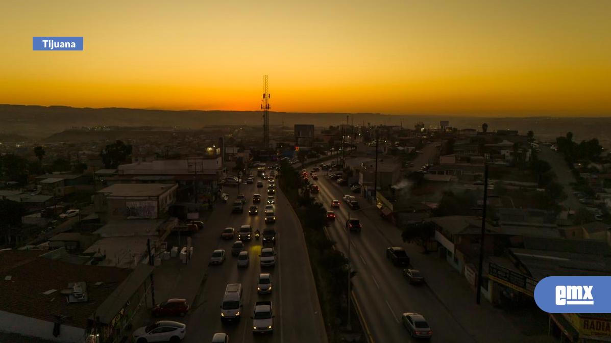 EMX-Atardecer-de-Febrero-en-Tijuana