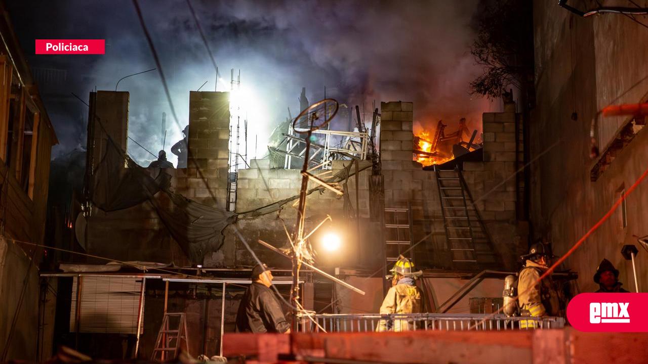 EMX-Dos-incendios-consumen-seis-viviendas-en-Camino-Verde