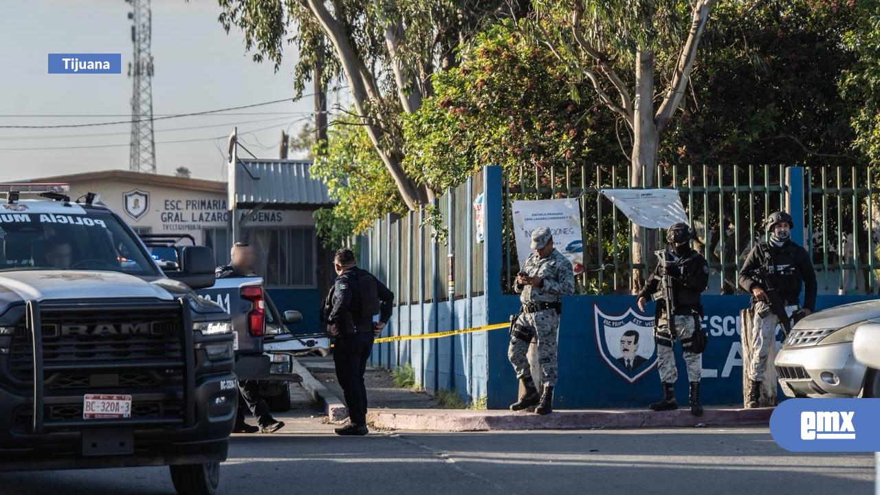 EMX-Suspenden-clases-presenciales-en-primaria-de-la-colonia-Lázaro-Cárdenas-tras-colocarse-una-narcomanta-en-la-entrada