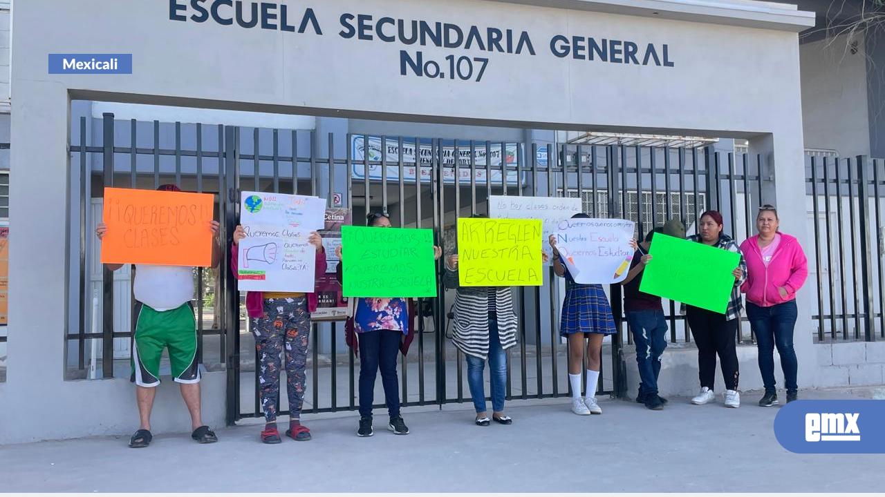 EMX-Suspenden-clases-en-secundaria-por-incendio