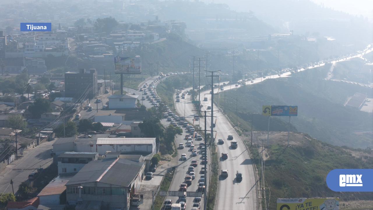 EMX-Accidente-mantiene-tráfico-intenso-en-el-Libramiento-Sur-rumbo-a-Playas-de-Tijuana