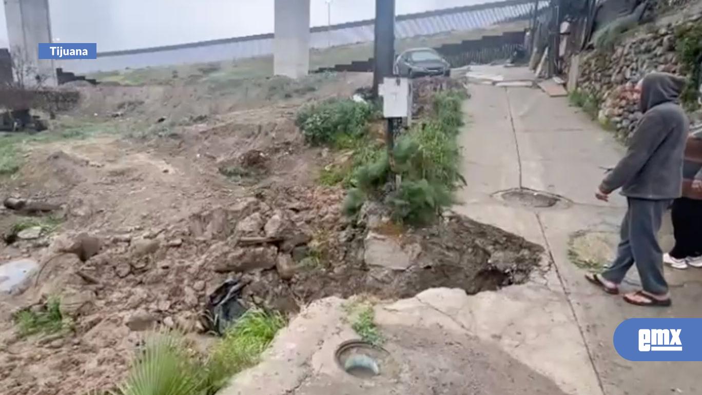 EMX-Lluvias-agravan-daños-en-viviendas-de-la-colonia-Libertad-por-obras-del-viaducto