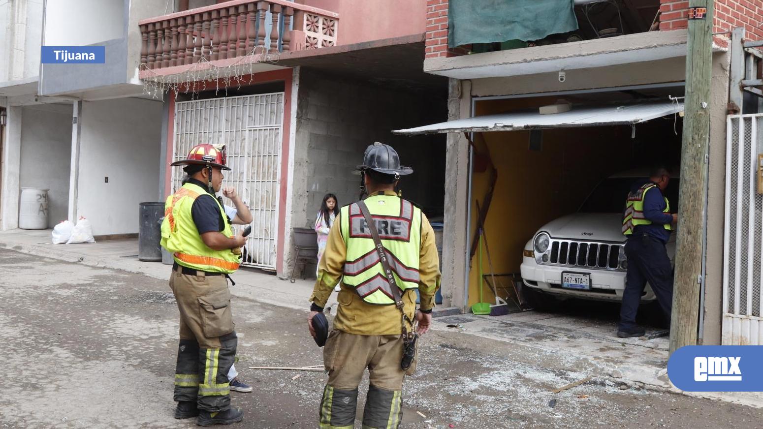 EMX-Explosión-por-acumulación-de-gas-en-vivienda-de-Villas-del-Sol