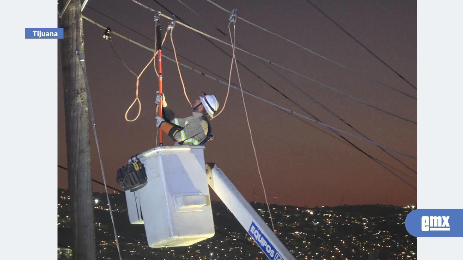 EMX-Continúa-atención-por-interrupciones-de-luz-en-Tijuana-por-frente-frío-35:-CFE