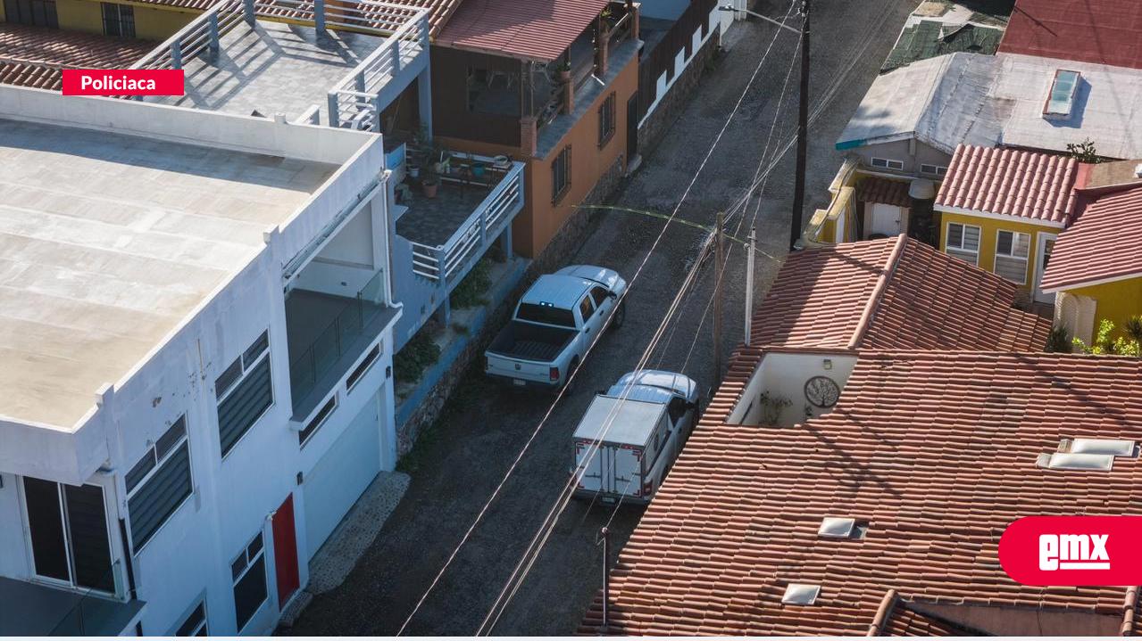 EMX-Investigan doble homicidio en fraccionamiento San Antonio del Mar