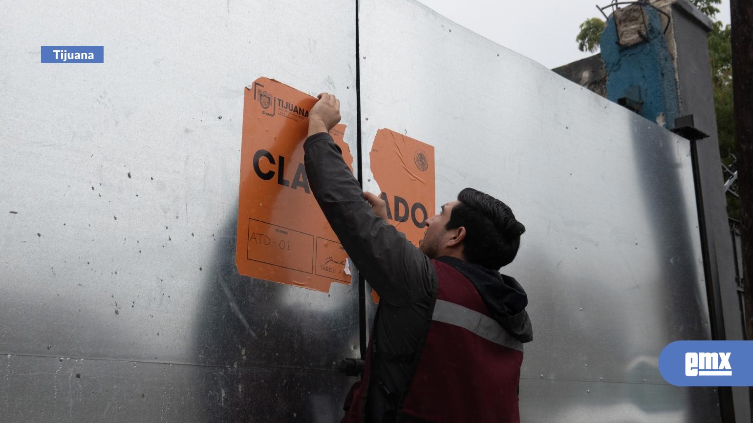 EMX-Retiran-sellos-de-clausura-en-obra-de-La-Cacho-para-construir-muro-de-contención;-familias-vigilarán-trabajos