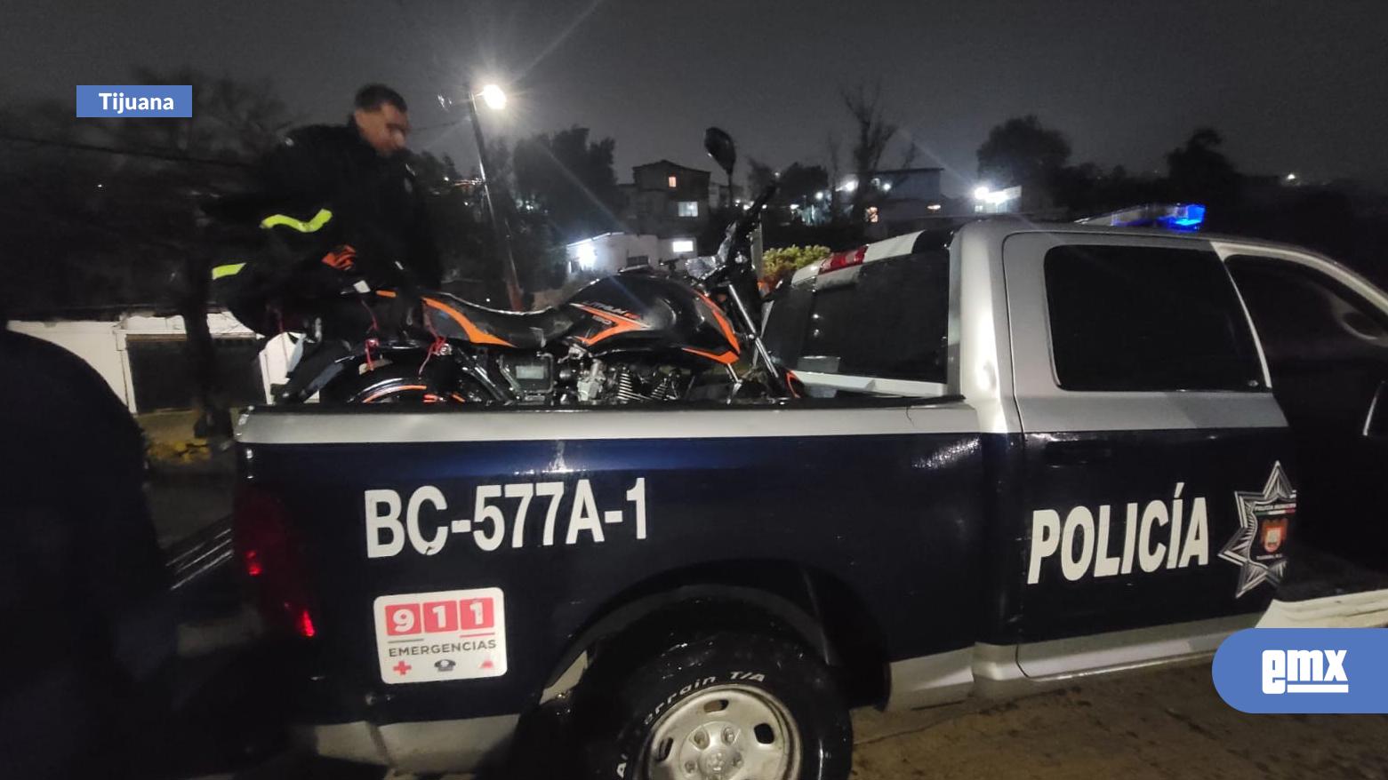 EMX-Motociclista-es-arrastrado-por-la-corriente-en-el-desarenador-del-Cañón-del-Pato