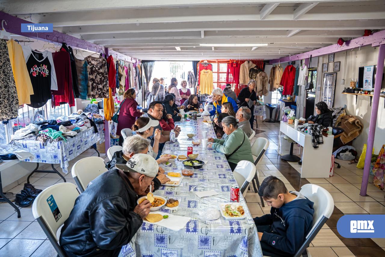 EMX-Realizan-“El-Pozolazo”-para-apoyar-a-abuelitos-de-la-colonia-Herrera