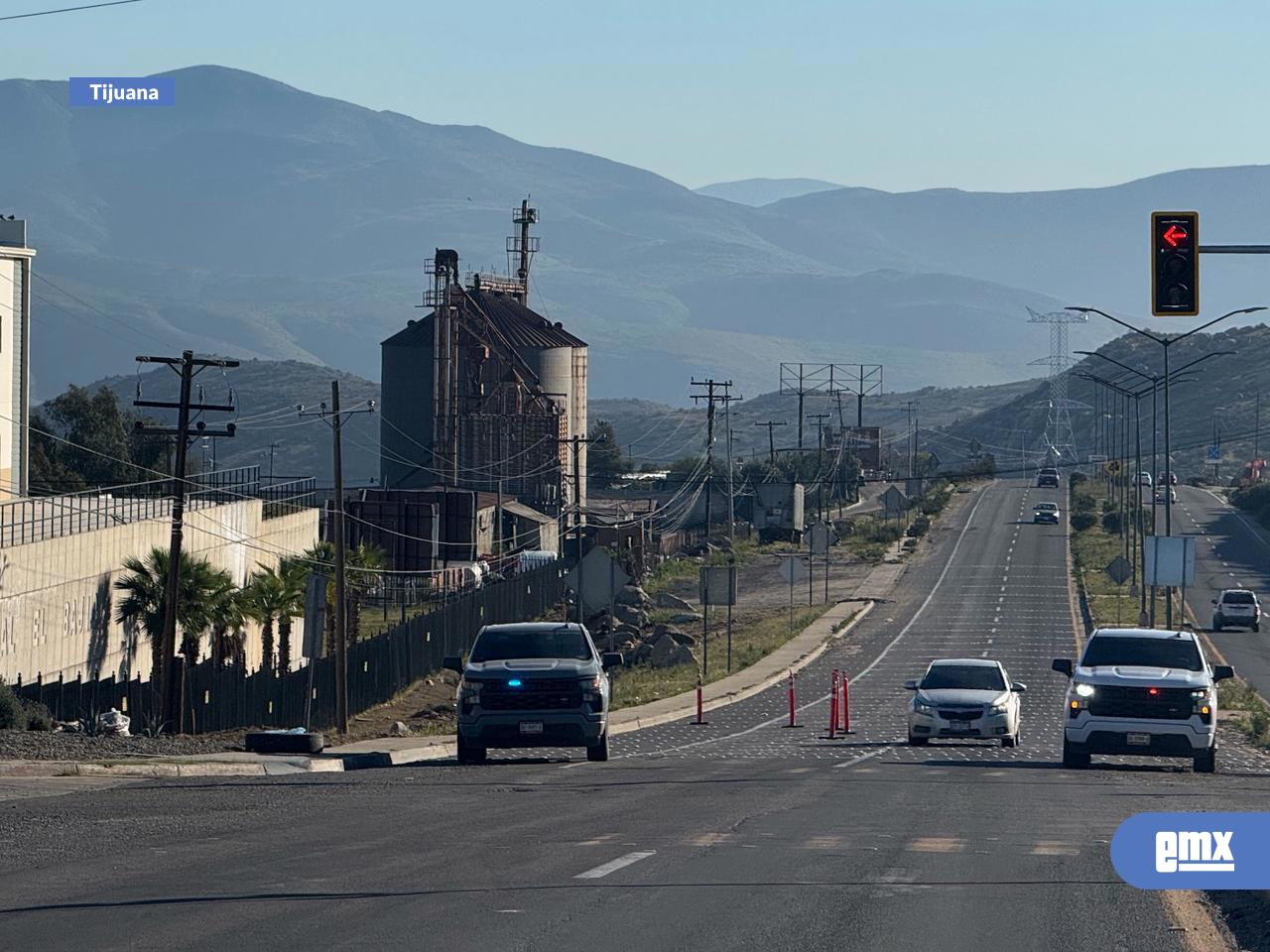 EMX-Vigilan la entrada y salida de Tecate